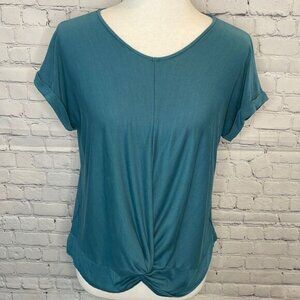 🌊 Francesca’s Teal Top - Size Medium - Perfect Condition